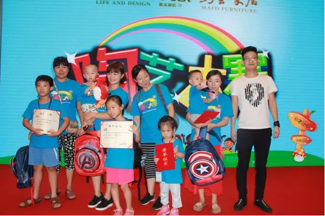 1481533699963352.png blob.png